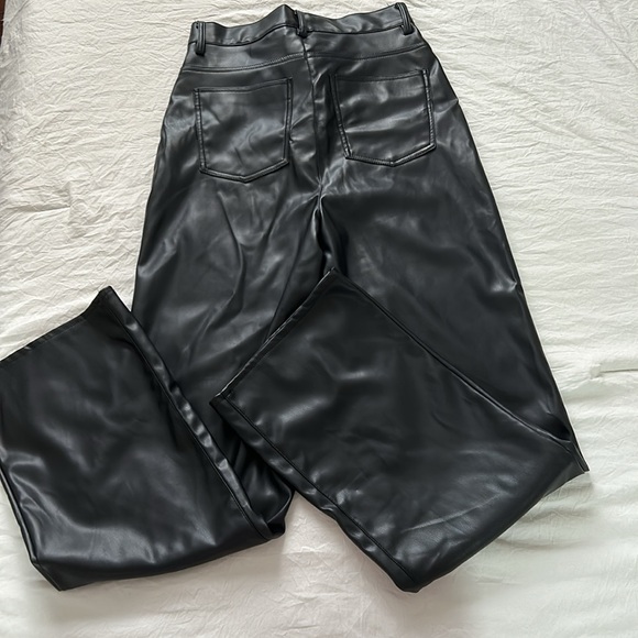 leather pants from forever 21 in size small - Picture 3 of 4
